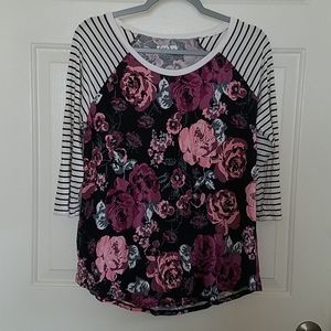 Maurices Floral and Striped Baseball Tee Size M
